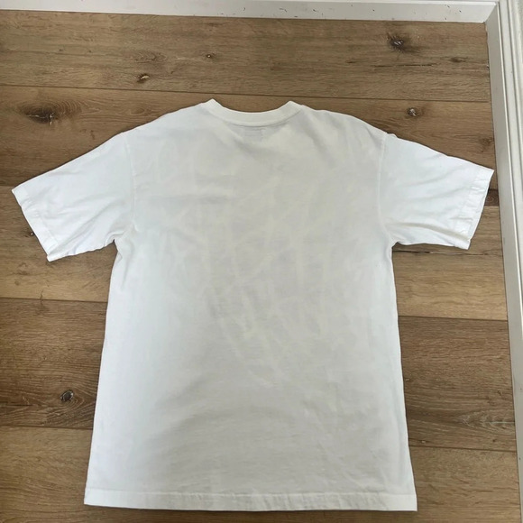 Market x The Smiley Company Men’s Basketball Change in the Sun Tee Size Large - Picture 6 of 7